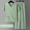 สีเขียว