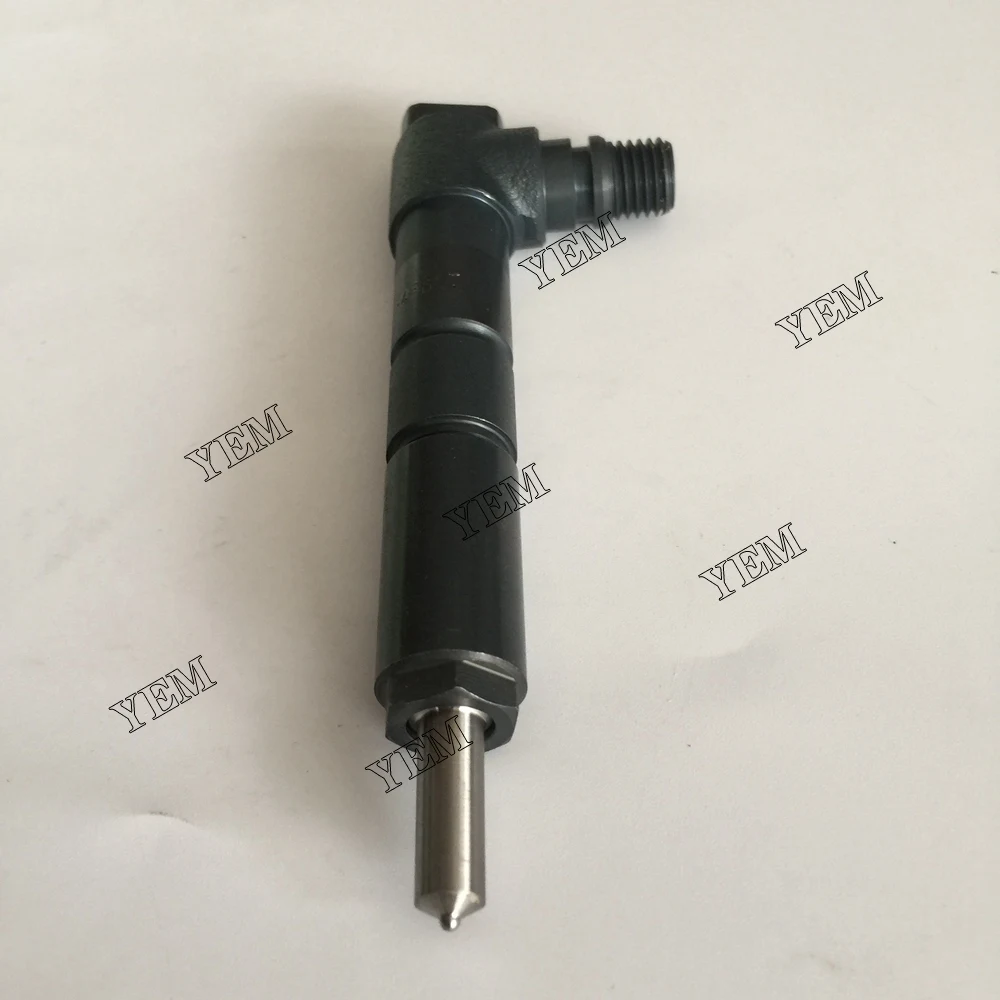 Injector 1G768-53000 for Kubota V3307 Engine Part Replaces 6