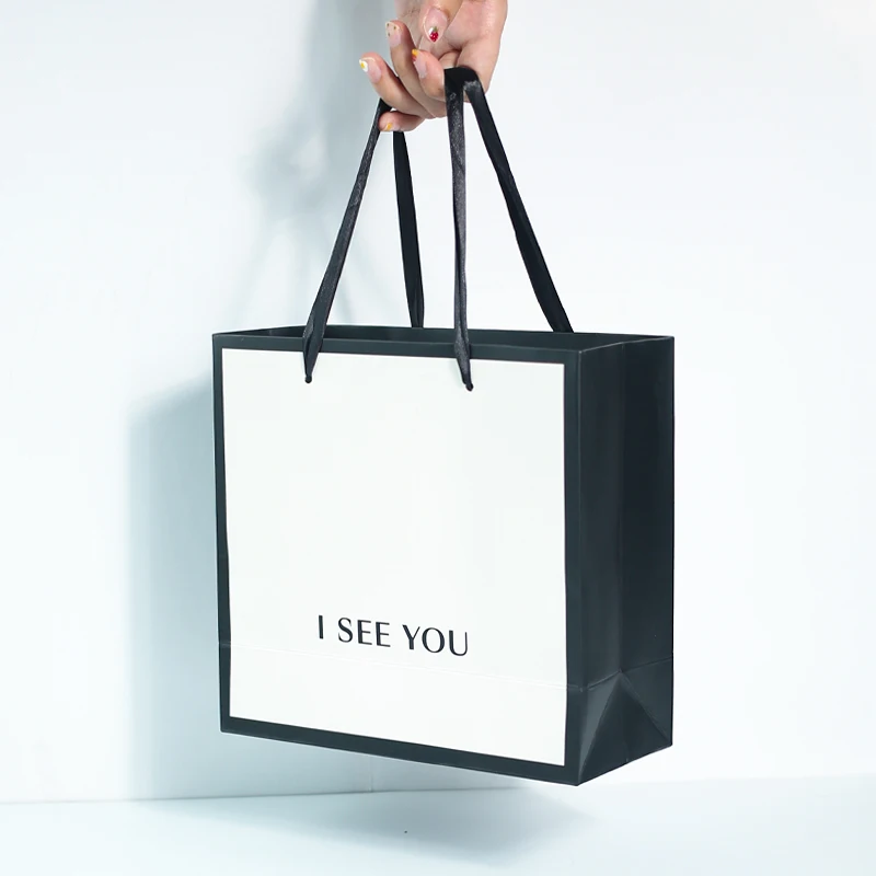 Custom-Made White Cardboard Shopping Bags with Luxurious Mall