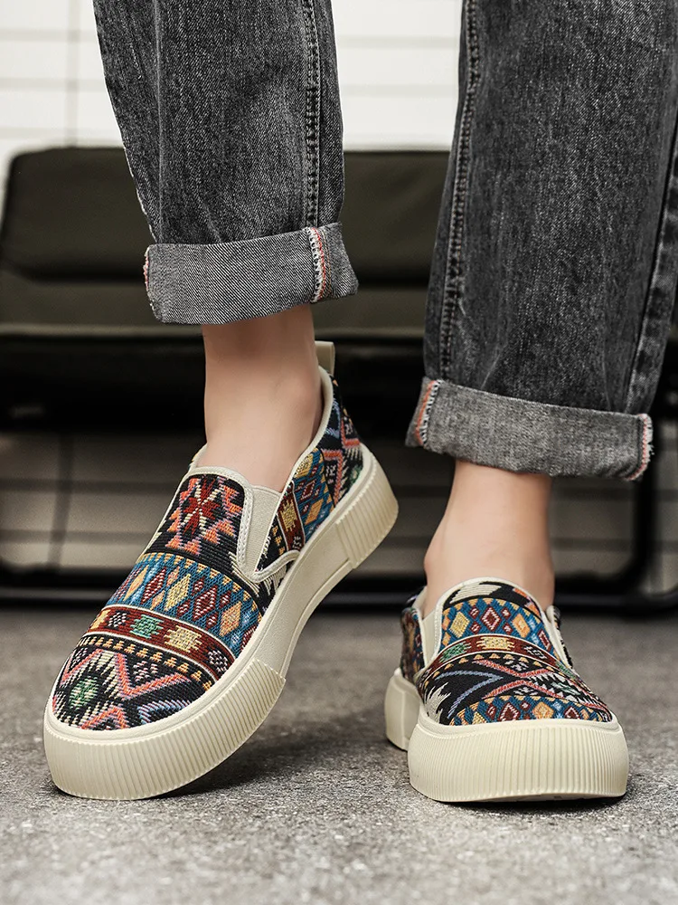 Footwear Canvas Running Shoes For Men Breathable Small White