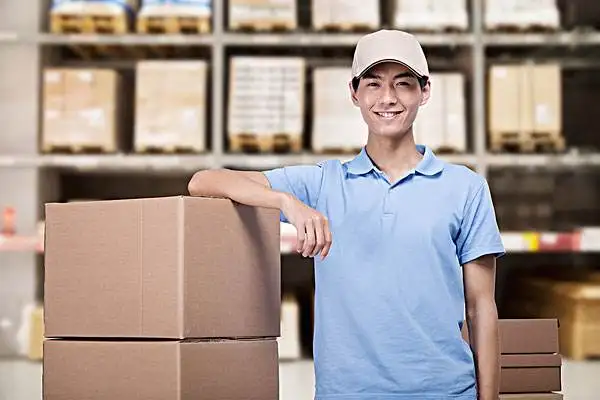 водитель грузчик. водитель экспедитор. экспедиторы отзывы. доставка фото. служба доставки.