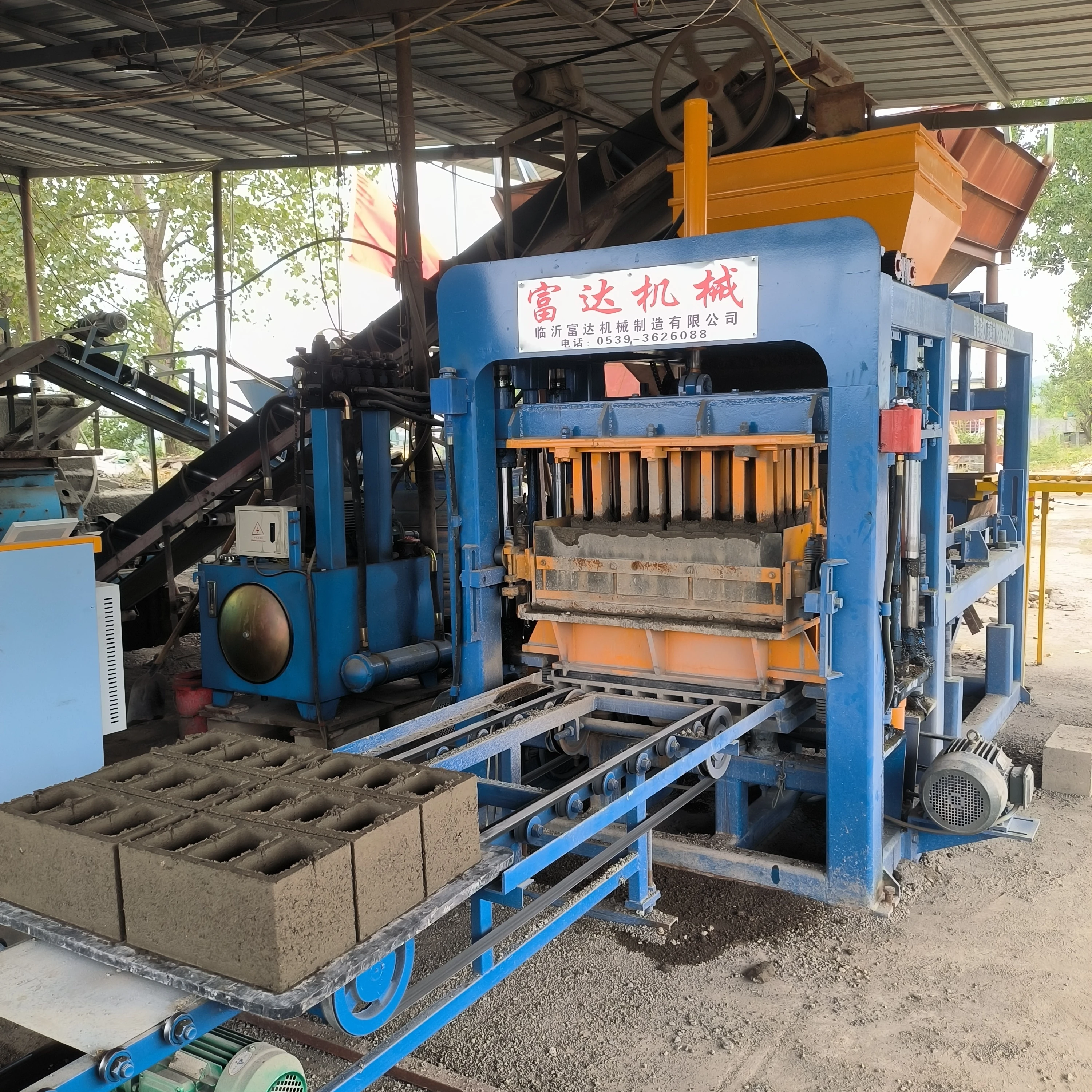 Dây chuyền sản xuất khối bê tông rỗng - Nhà sản xuất máy làm gạch tự động hoàn toàn