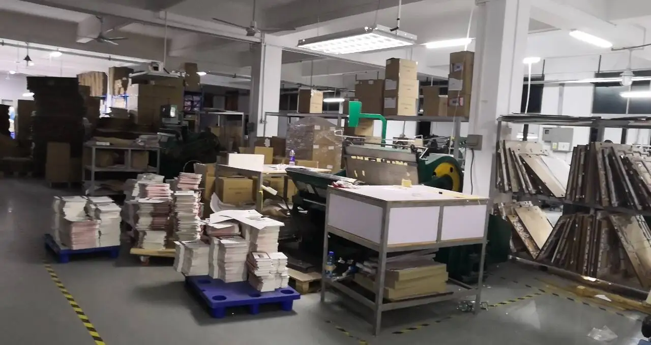 Foshan Julai Paper & Plastic Products Co., Ltd.