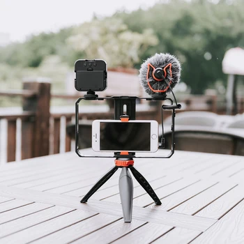 YELANGU Smartphone Video Rig Aluminum Filmmaking Recording Vlogging Rig Case,Cell Phone Movies Mount Stabilizer for Mobile Phone detail image