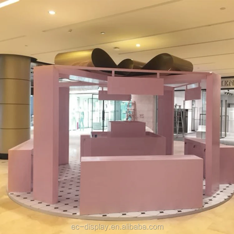 Shopping Mall Display Wooden Tree Trunk Indoor Decorative Artificial Tree Props