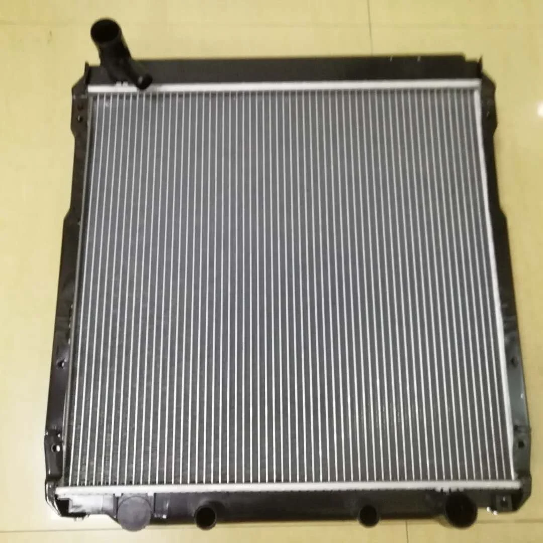 高品質自動車スペアパーツ ラジエーター コースター 1HZ HZ80 4FC 1993