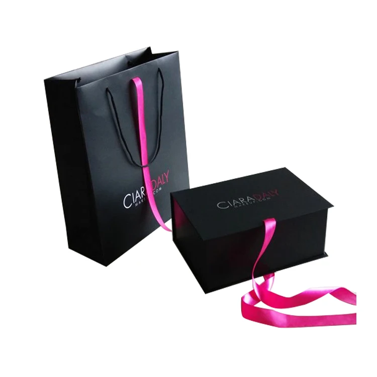 Custom Luxury Rectangular Folding Paper Cardboard Matte Black Magnetic Closure Paper Gift Box for Garments