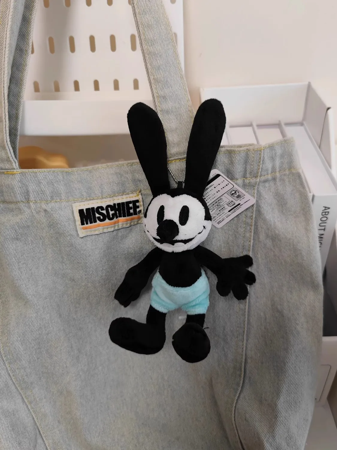 Alibaba.com: Cute Japanese Oswald Lucky Rabbit Plush Keychain
