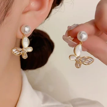 Exquisite Butterfly Earrings 5-6MM Natural Shell Freshwater Pearl Gold Plated Anti-Allergy Jewelry