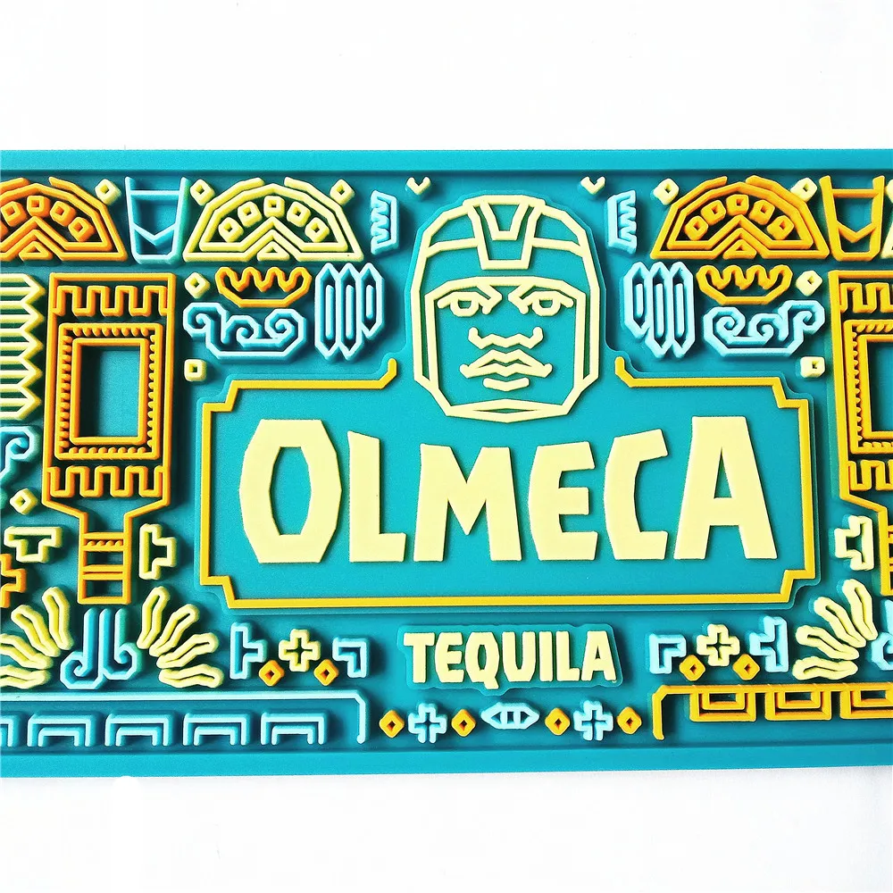 Drinks Promo Customized  Runner Mat Bar Using Silicone bar Mat for Promotion