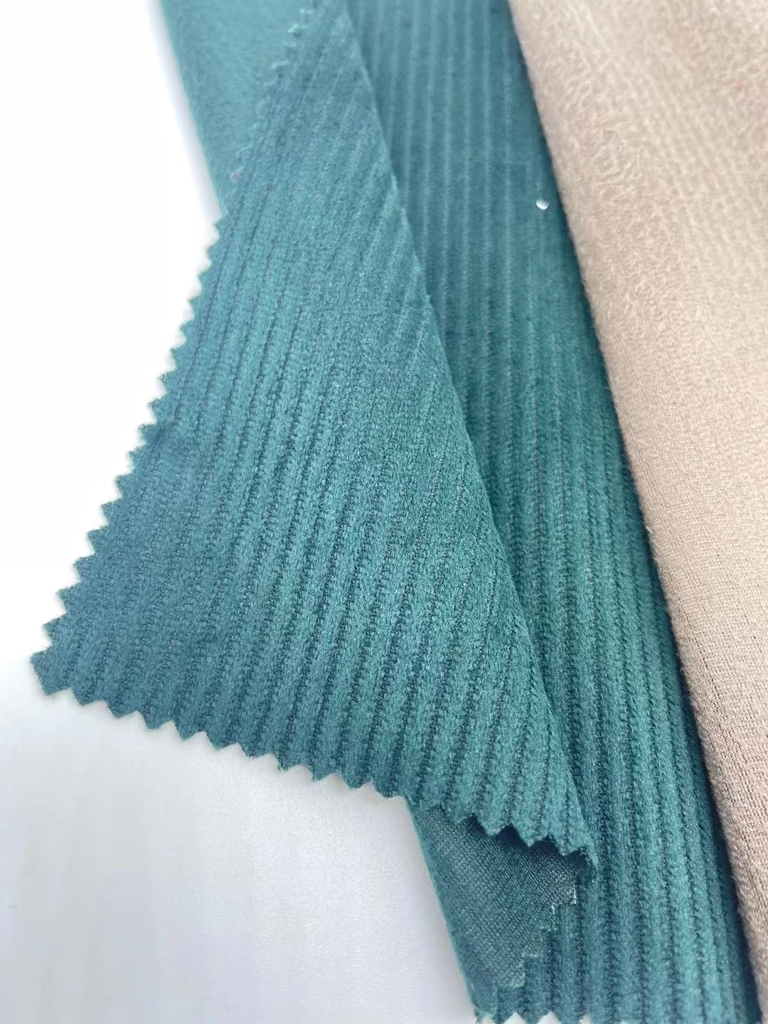 Высокое качество, в наличии, производитель дышащей одежды из 100% полиэстера, Вельветовая ткань, куртка