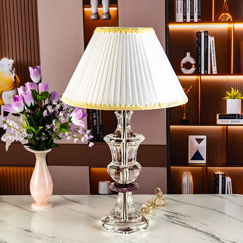 Nouveau Produit Luxe Haut de Gamme Décoration Intérieure Table à Manger Accessoires pour Chambre Lampe à Verre Cristal Porte-Bougie