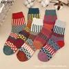 Stripes (thick line) women's socks