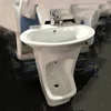 Lavabo monoblocco piccolo tipo B Senza accessori