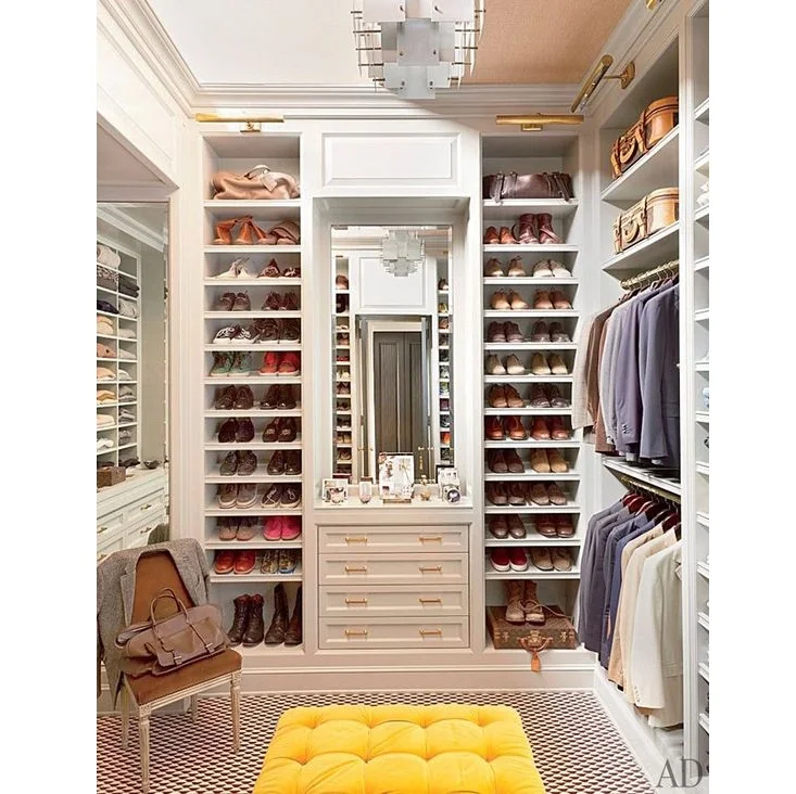 CRAFTWAND® - entryway closet design