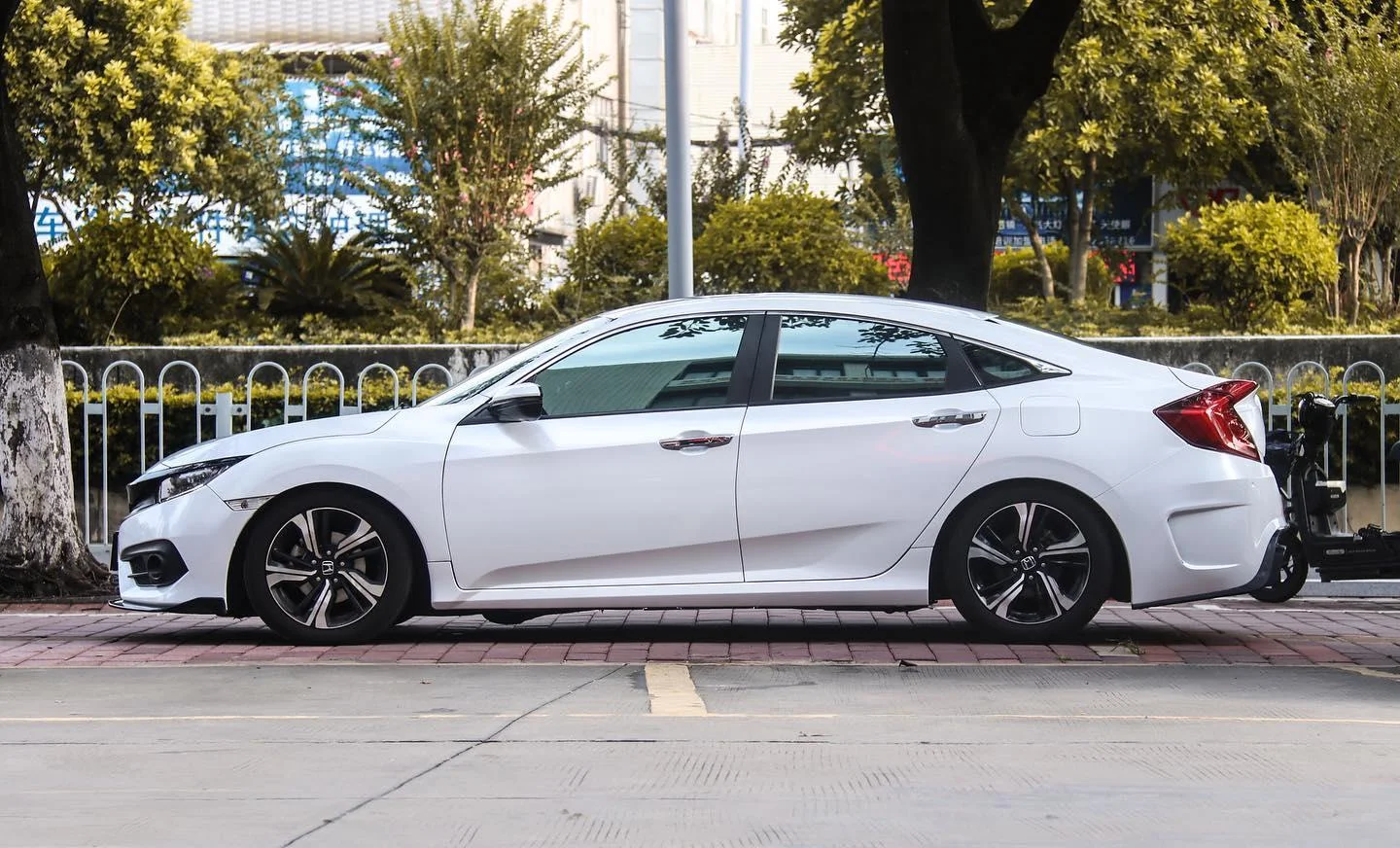 Глянцевая цветная Автомобильная фольга, без пузырьков воздуха, премиум-класса, виниловая пленка для автомобиля, рулон бумаги, Виниловая наклейка для автомобиля