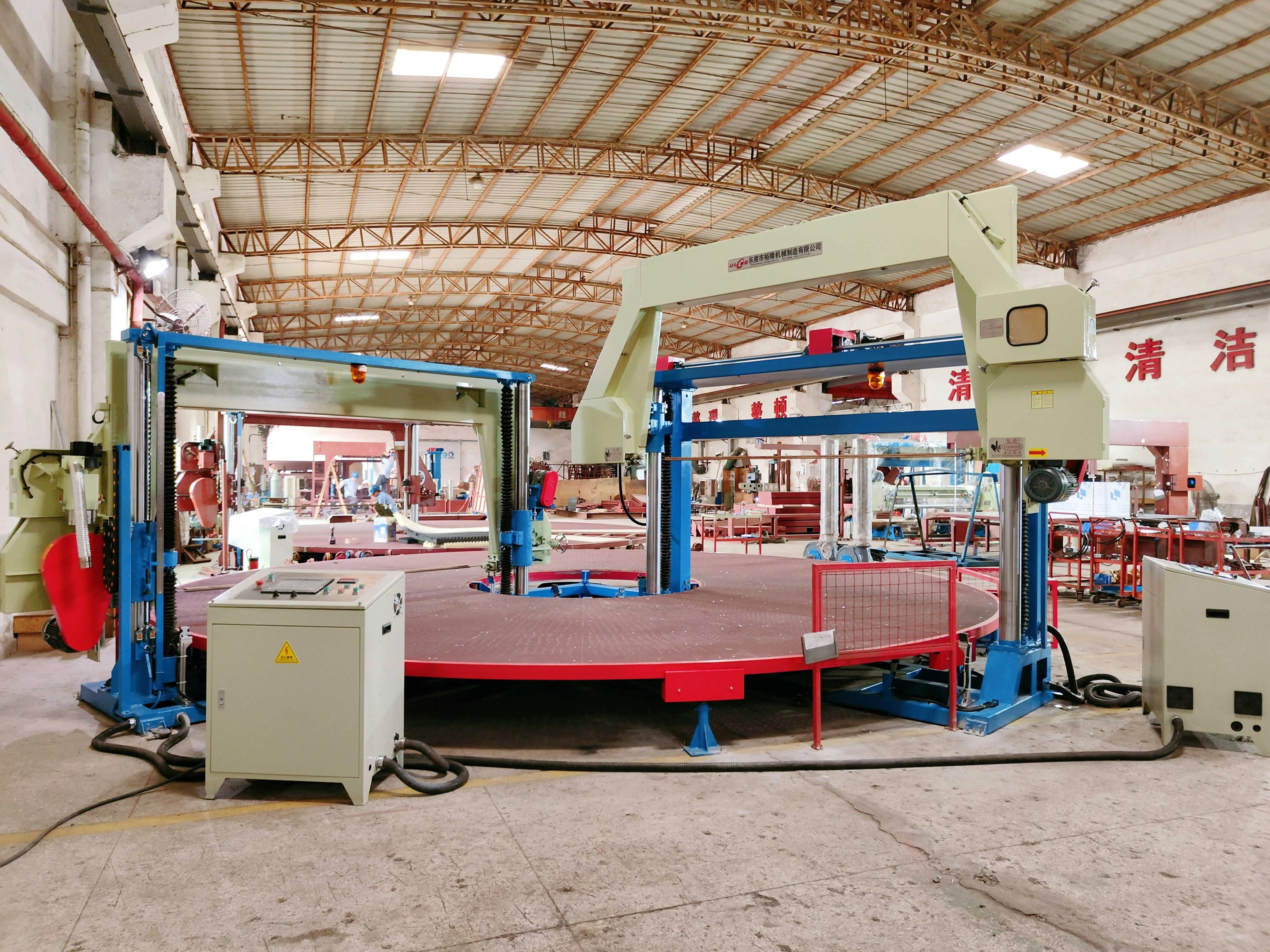 Dual Mainframe Carousel Splitting Foam Cutting Machine