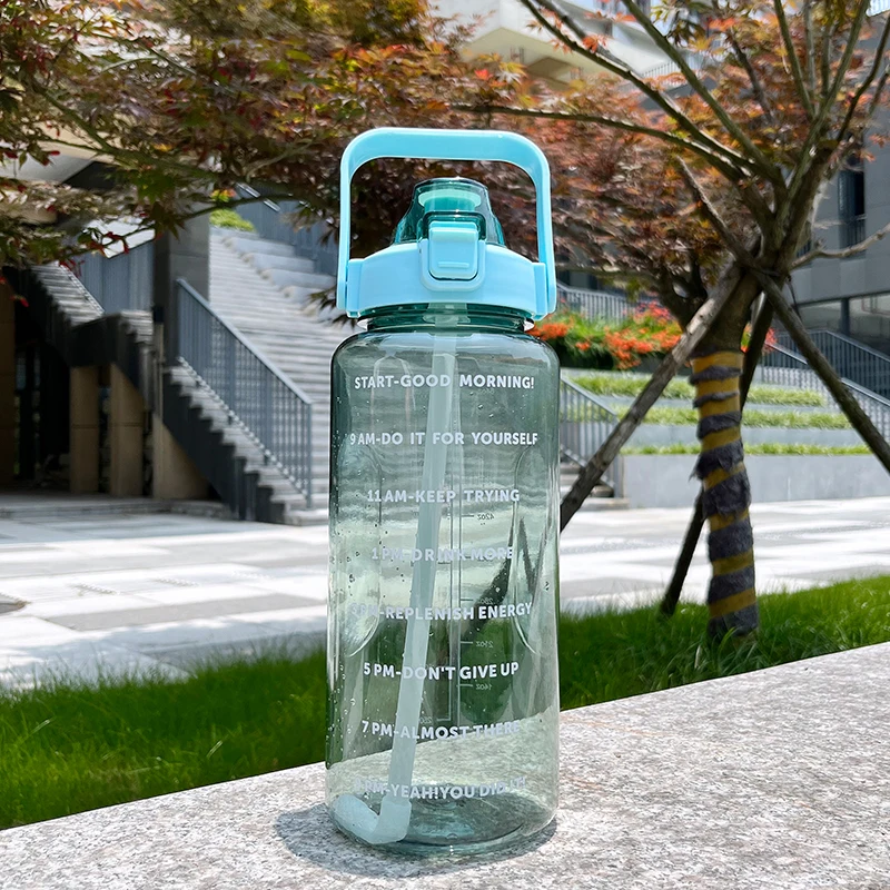 Wholesale 64 Oz Motivational Water Bottle Time Marker 2l Half Gallon Water  Bottle Clear Plastic 2 Liter Water Bottles