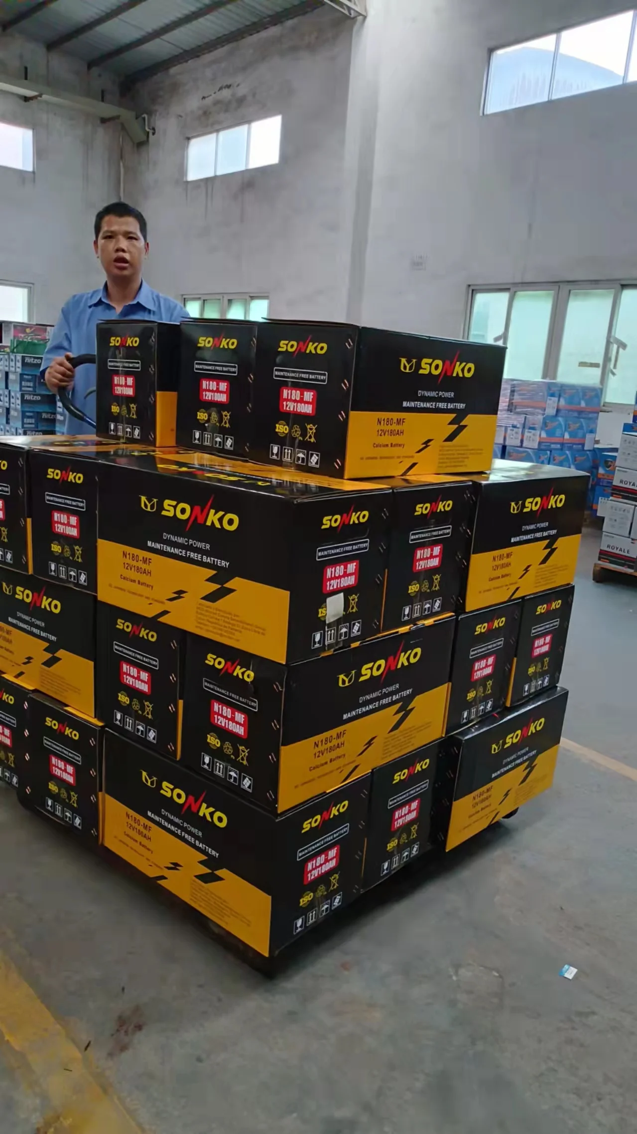 12V DIN75 CCA684 Super Power Car Batteries