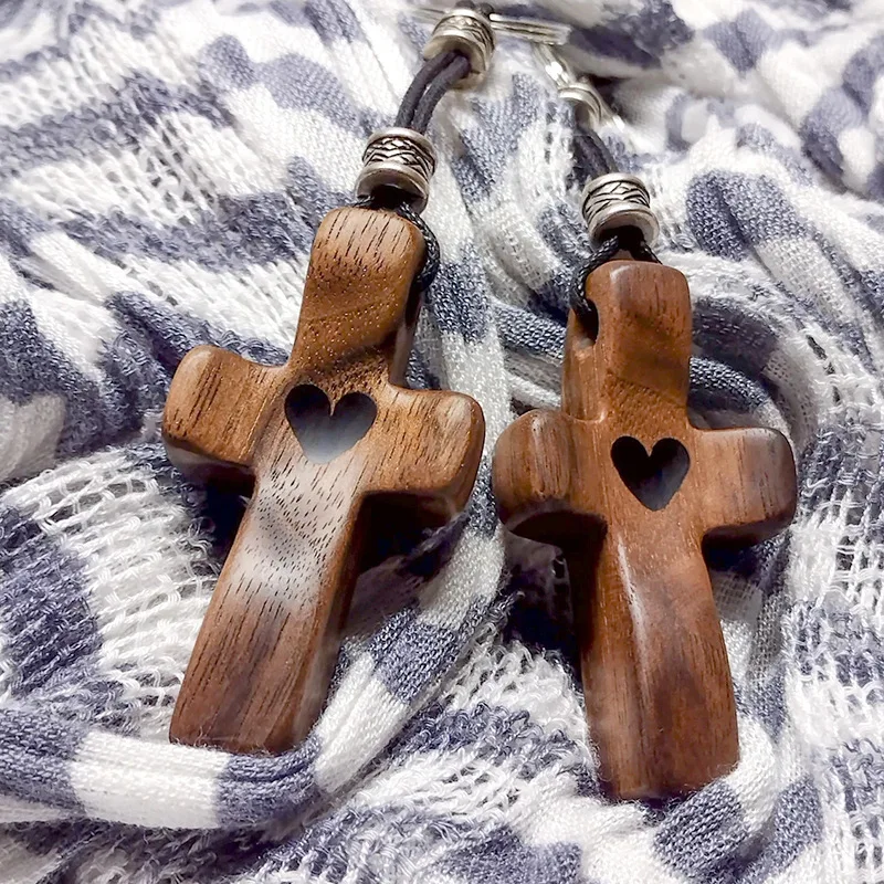 Nicro Creative Mini Walnut Crafts Stress Relief Gifts Wooden Cross Keychain Easter Souvenir Christian Prayer Gift Key Chain