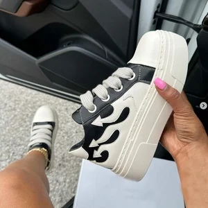 2026 New Flame Shoes Classic Skateboarding Shoes Fashion Women's Thick Bottom Lace Outdoor Casual Sports Shoes