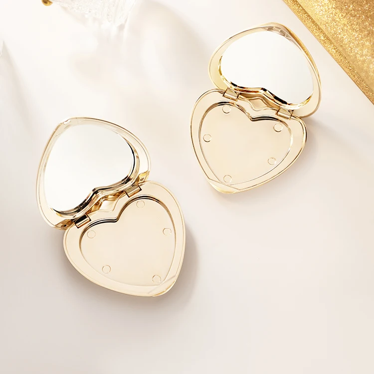Cute Heart Shaped Compact Blush Packaging With Mirror Compact Powder case Gold