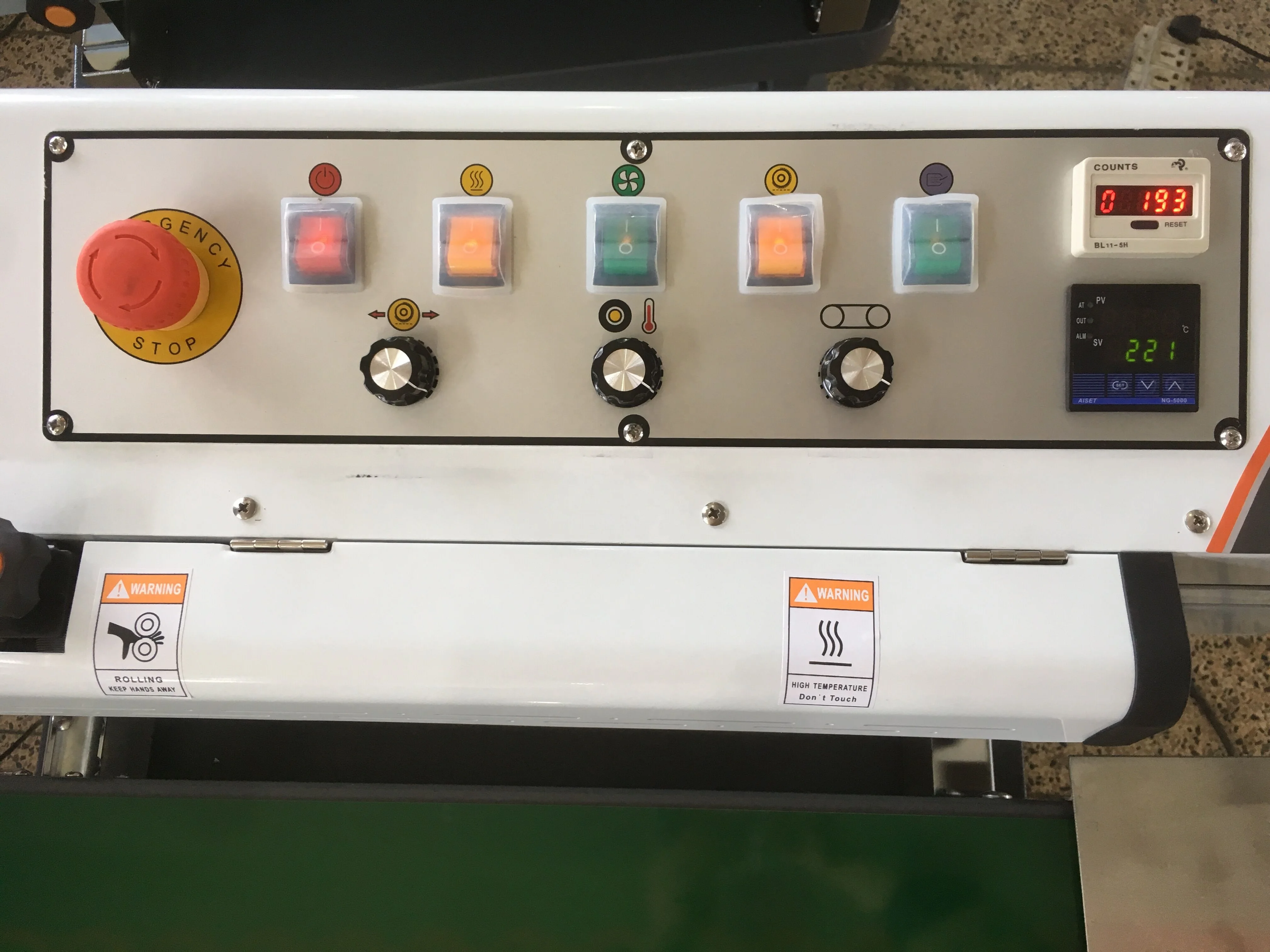 LF1080 Series Continuous air Suction and Gas Flushing Band Sealer Vacuum Inflating Bag Sealing Machine with Code Printer