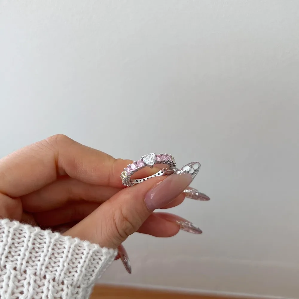 KAKODIY OEM ODM custom 925 Sterling Silver eternity band baguette 5A cubic zirconia heart main stone promise ring detail 7