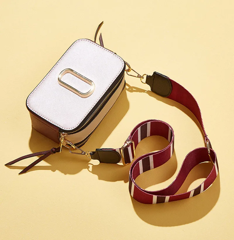 Cross Palm Pattern Pu Camera Bag Fashion And Popular Ladies Handbag