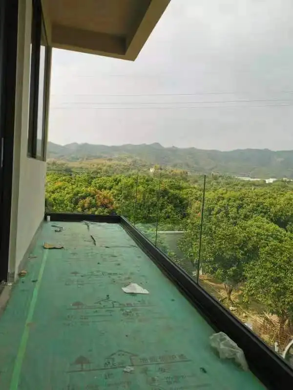 China Customized Aluminum Glass Railing Factory Design Balcony ...