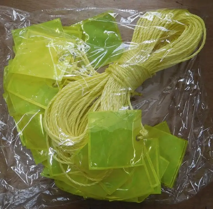 Plastic Triangle Warning Flags Pennant for Opening Ceremony Wedding Roadway Safety Barrier