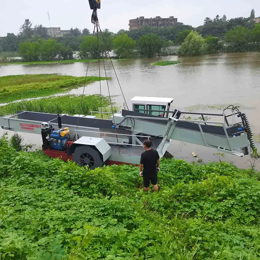 Automatic Water Weed Harvester River Floating Garbage Collecting Cleaning Boat Lake Hyacinth Collector Machine