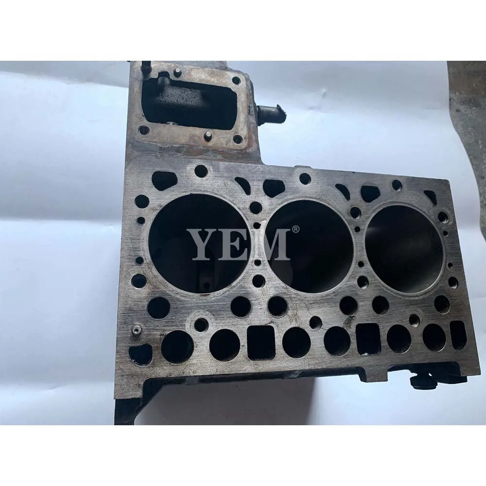 D1503 Cylinder Block for Kubota Engine Spare Part 2