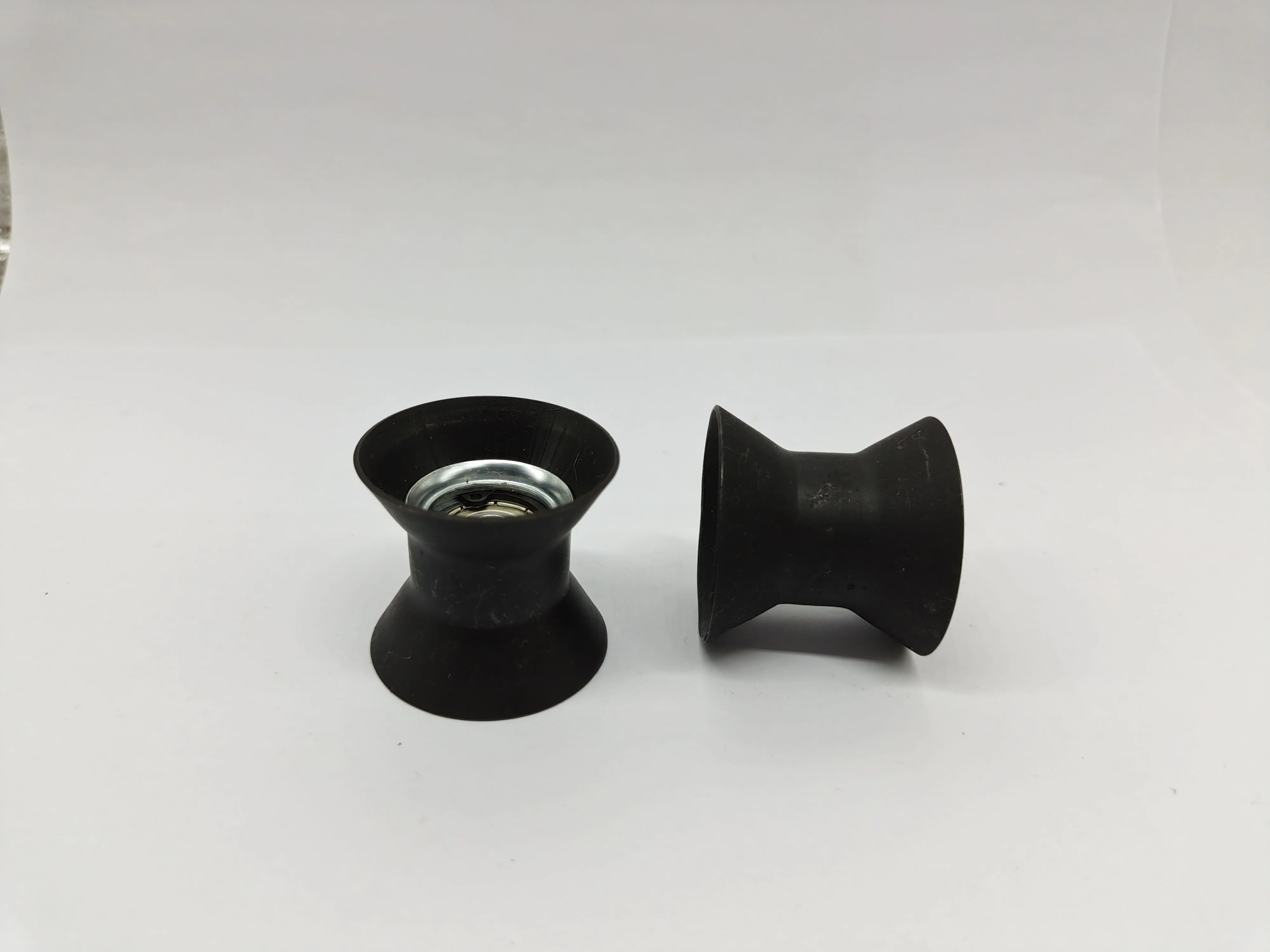 32mm Alumina Ceramic Wire Cable Guides , Pulley Ceramic Wire Rollers