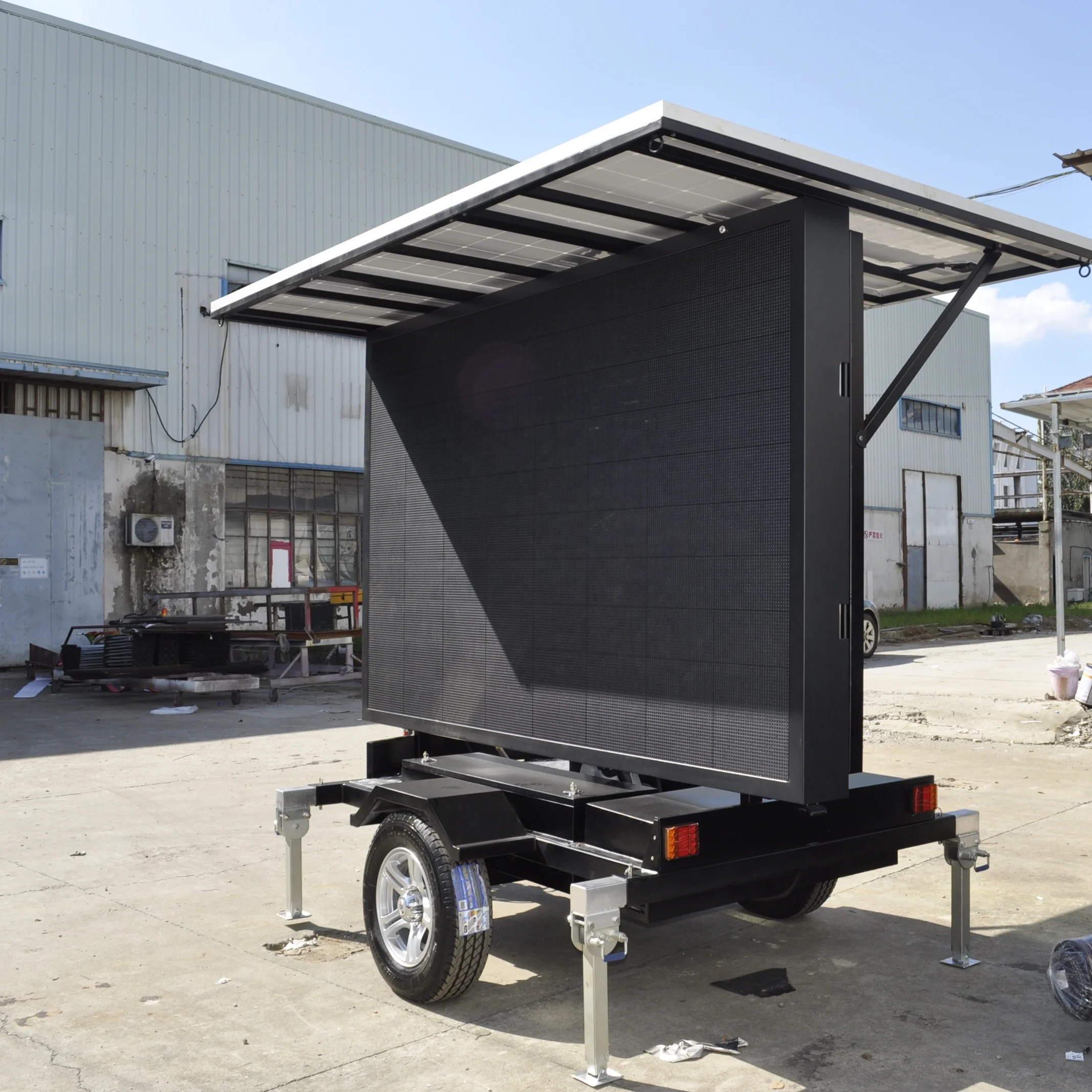 Mobile Variable Message Sign Solar Trailer Sign Portable Trailer Led