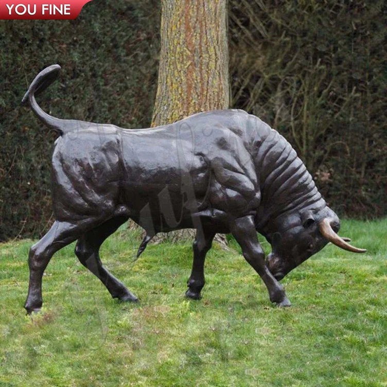 等身大現代金属芸術動物彫刻ブロンズマンと雄牛読書本像販売| Alibaba.com