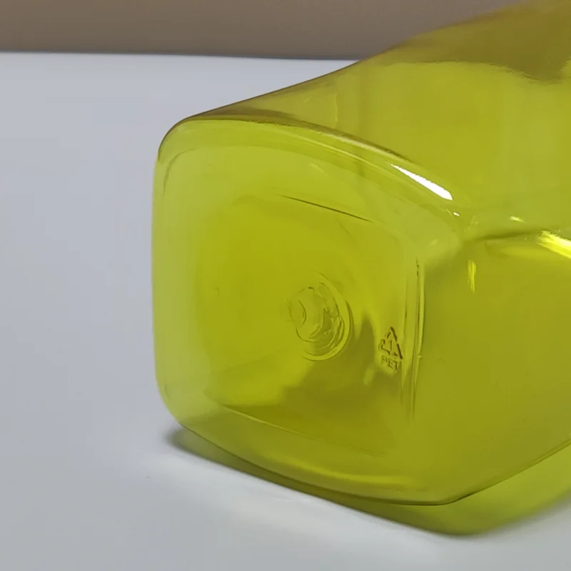 Custom Color Printed Plastic Empty Bottles 500ml Unique Shape Cosmetic Shampoo Bottle Packaging