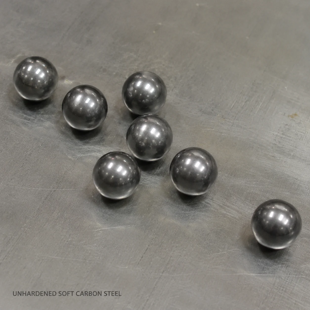 17.5mm（直径）　非熱処理軟質炭素鋼ボール／表面研磨済み軟鋼ボール／オートバイ用リアビューミラーのエルボー部可動機構用