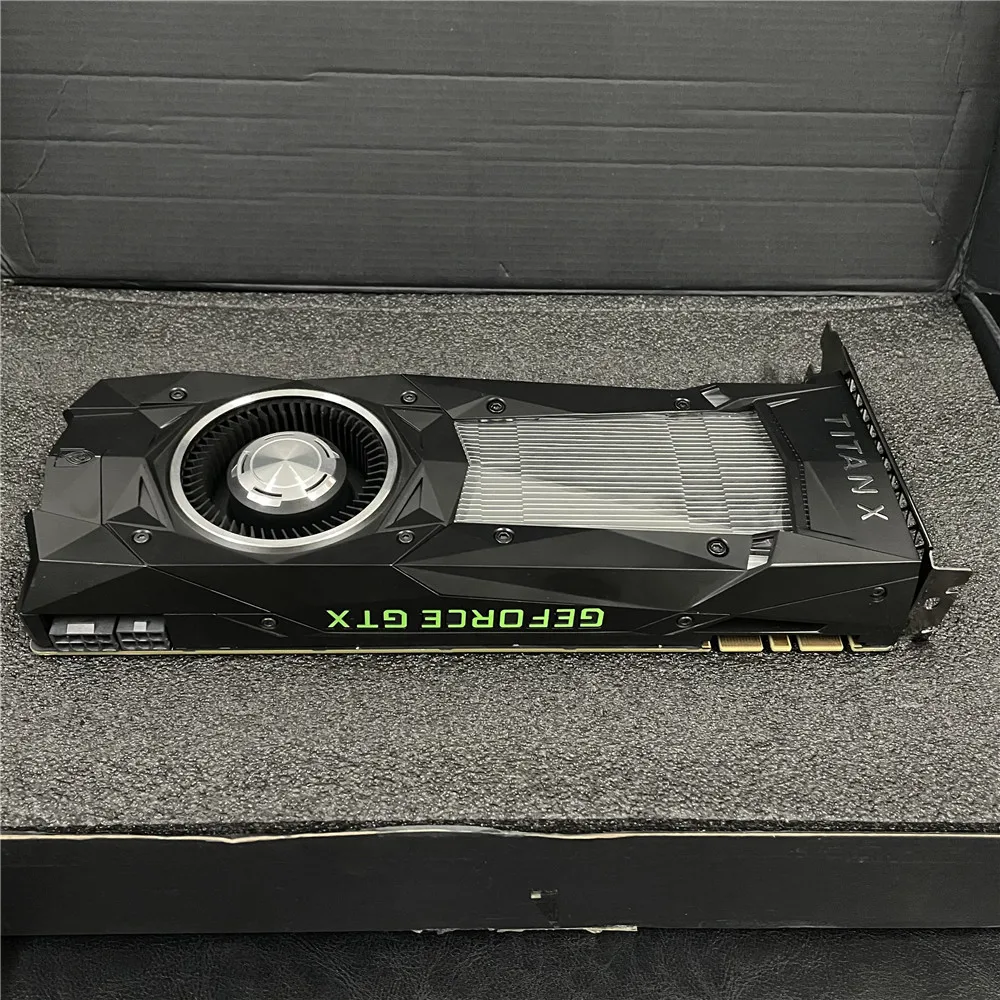 希少 NVIDIA GTX TITAN XP (フルスペック版)EK WB NVIDIA GeForce Titan Xpのスペックレビュー＆性能ベンチマークを検証