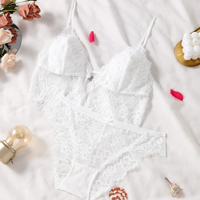 W97 lace set side view