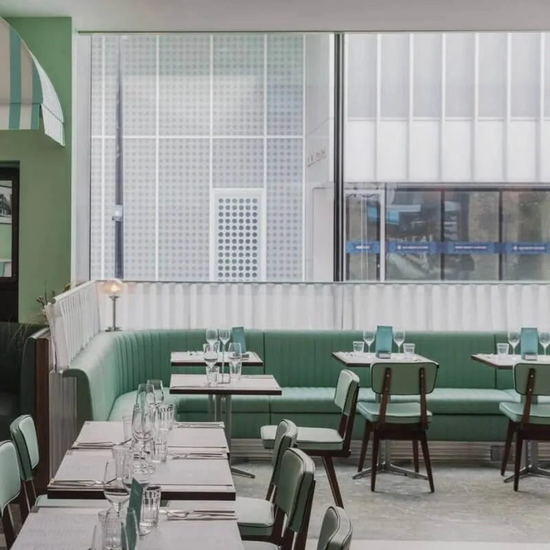 UPTOP Custom Green Leather Fast Food Furniture Set Retro American Hotel Restaurant Banquette Sectional Green Sofa Booth Seating