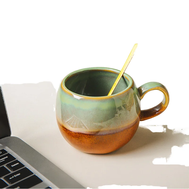 Groothandel klassieke keramische ontbijtset met grote inhoud, PC-ontbijtbeker met deksel en lepel, thermisch warmhoudend voor huishoudelijk gebruik, generatieproducten