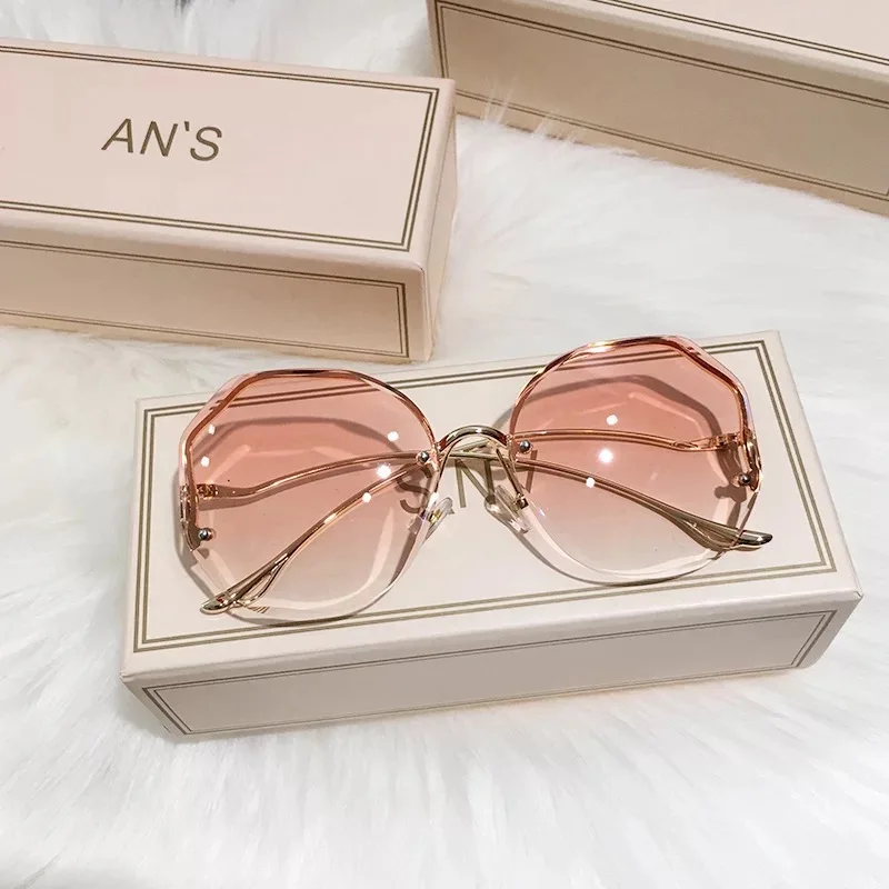 2021 Newest  Women Sunglasses Rimless UV400 Brand Designer  Gradient Sun Glasses Female Glasses