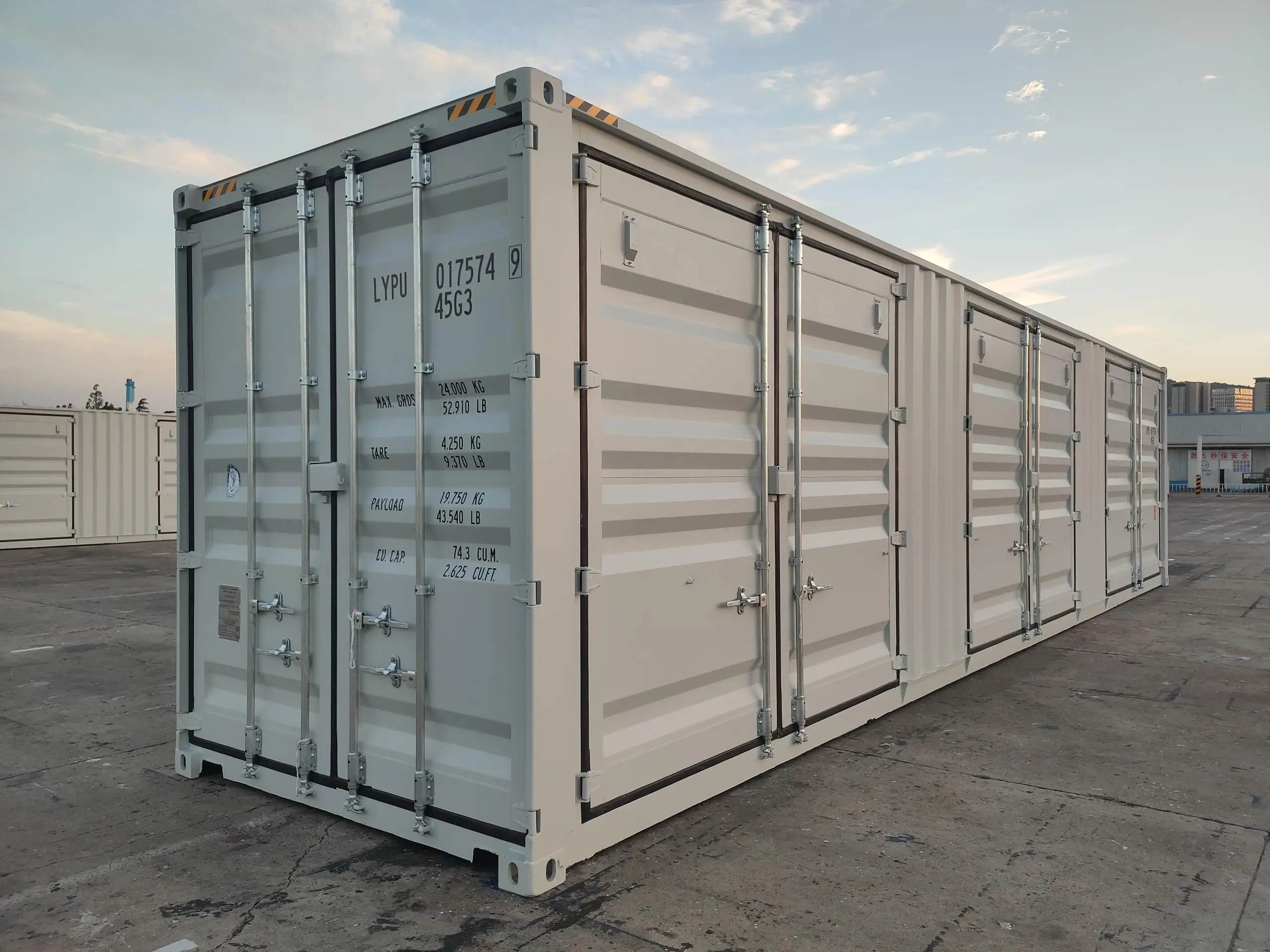 Suihe  40ft SOC Shipping Container With 3 Side Doors