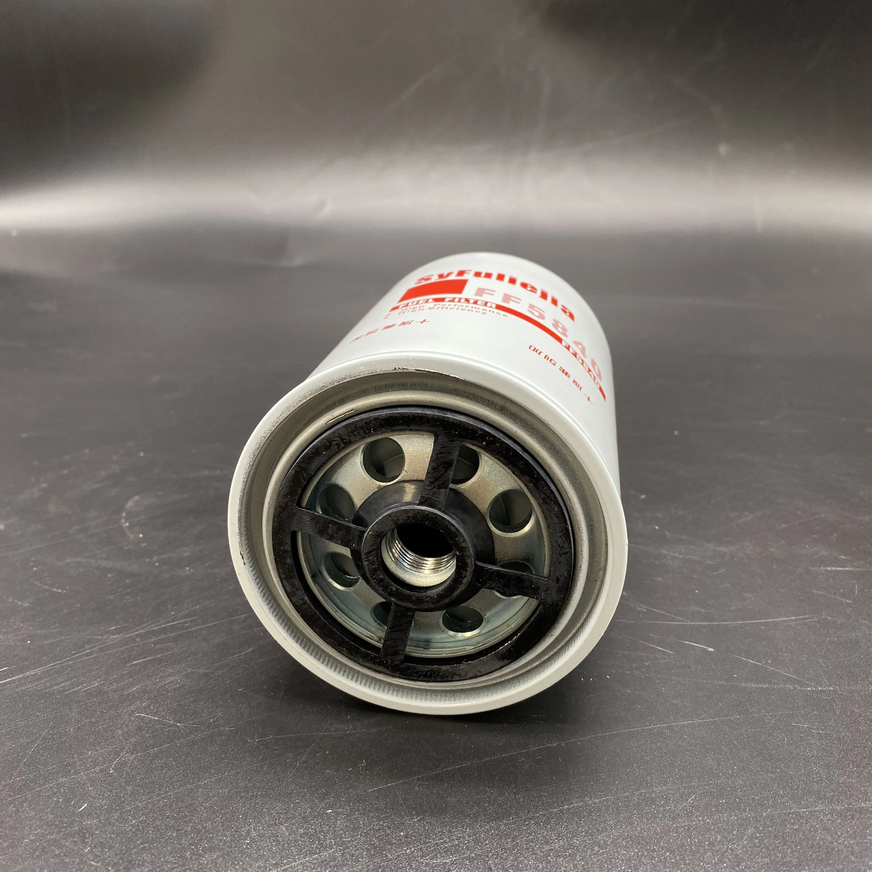 Genuine Diesel Engine Fuel Filter FF5470 FF5840 Truck Oil Filters