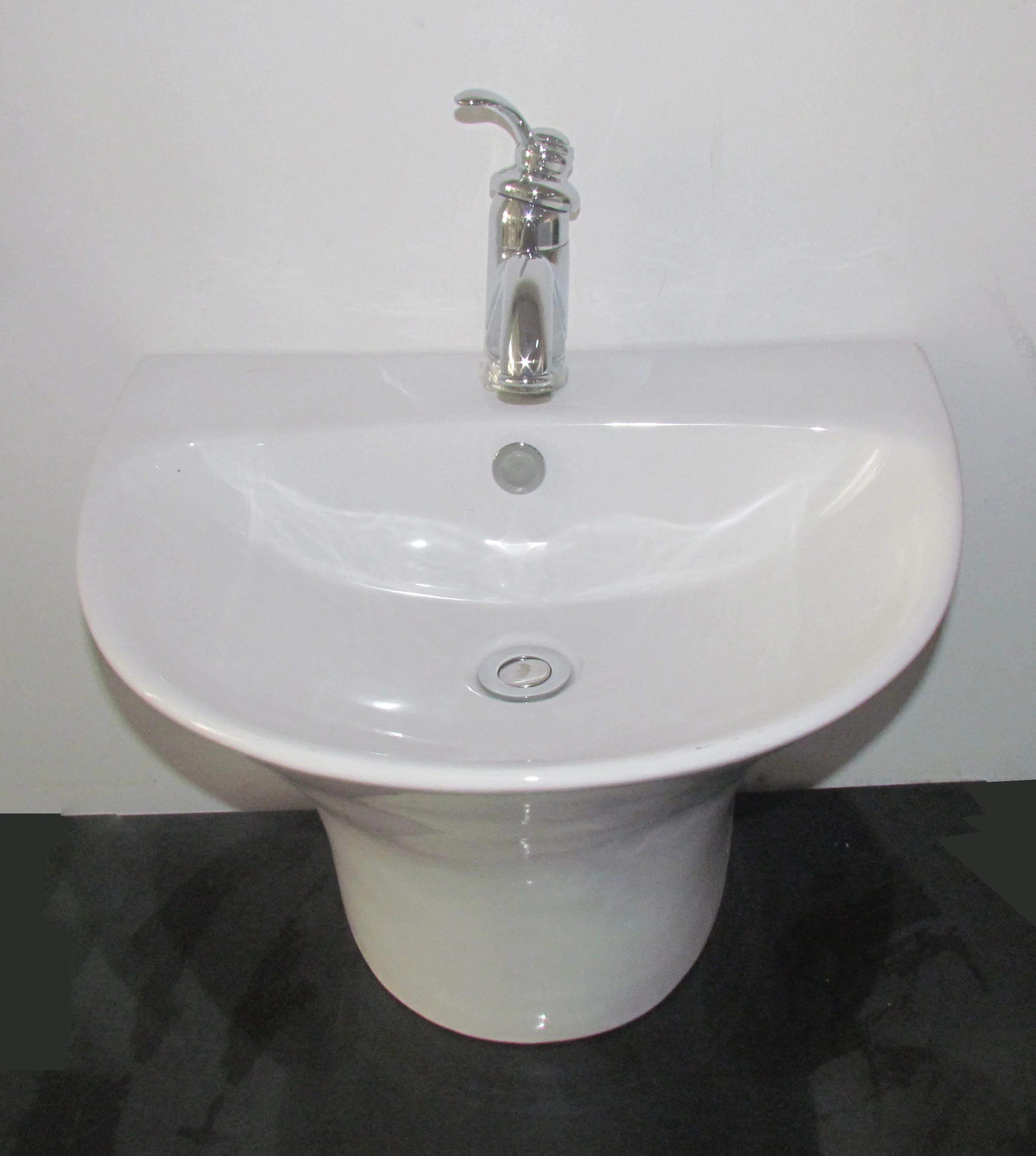 Bathroom Vanity Unit Basin With Pedestal One Pc Wash Basin Hotel Bath