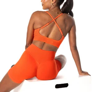 Hot Selling Breathable Women Tops Fitness Gym Wear Workout Push up Yoga Bra Cross Back Seamless Sports Bra