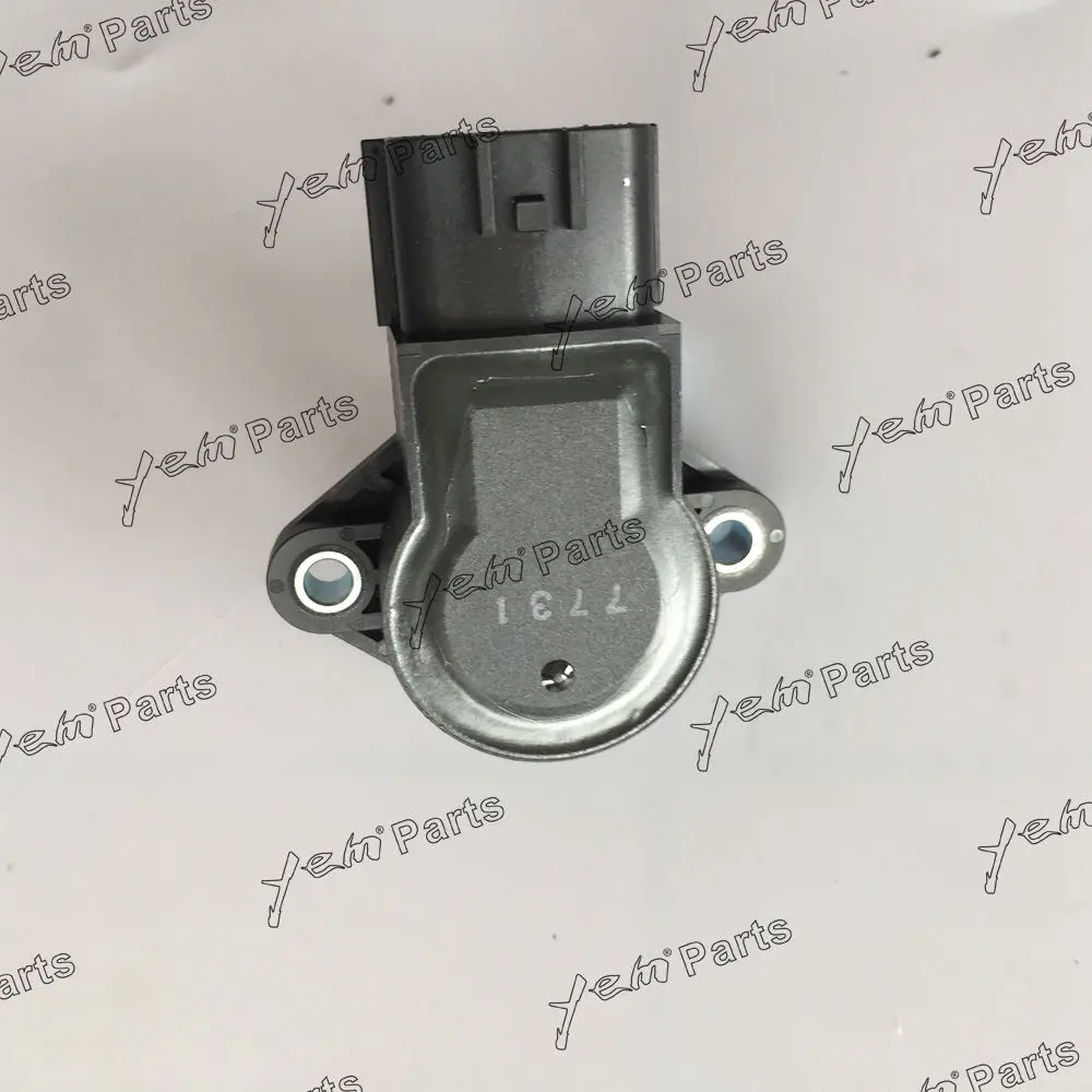 Good Quality V2203 Throttle Governor Fit for Kubota V2203 Engine. 2
