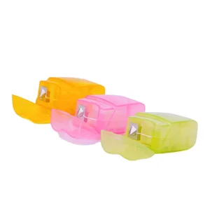 Daily Care Tooth Shaped Dental Floss Comfortable with Key Ring and Mint Flavored Nylon Material for Teeth Cleaning