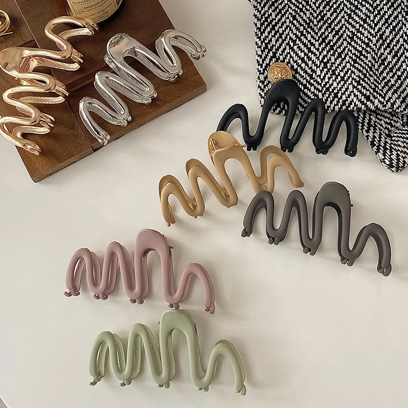 Matte Metal Large Claw Clips For Thick Hair Elegant Unique Wavy Vintage